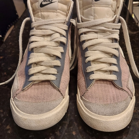 Nike Blazers Custom Size 8 - Picture 2 of 5
